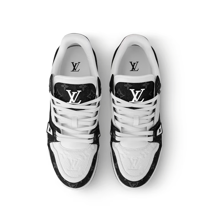 1A9JGF LV Trainer Sneaker